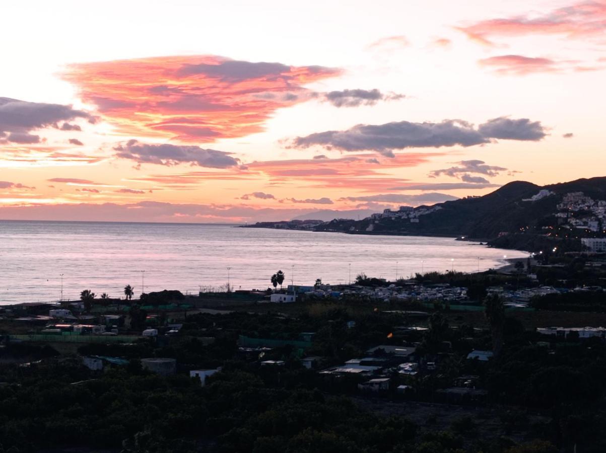 ネルハMirador Penthouse, Centro Y Mar, Atico Grandeアパートメント エクステリア 写真